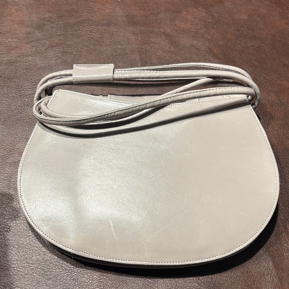 Elegant Gray Leather Shoulder Bag